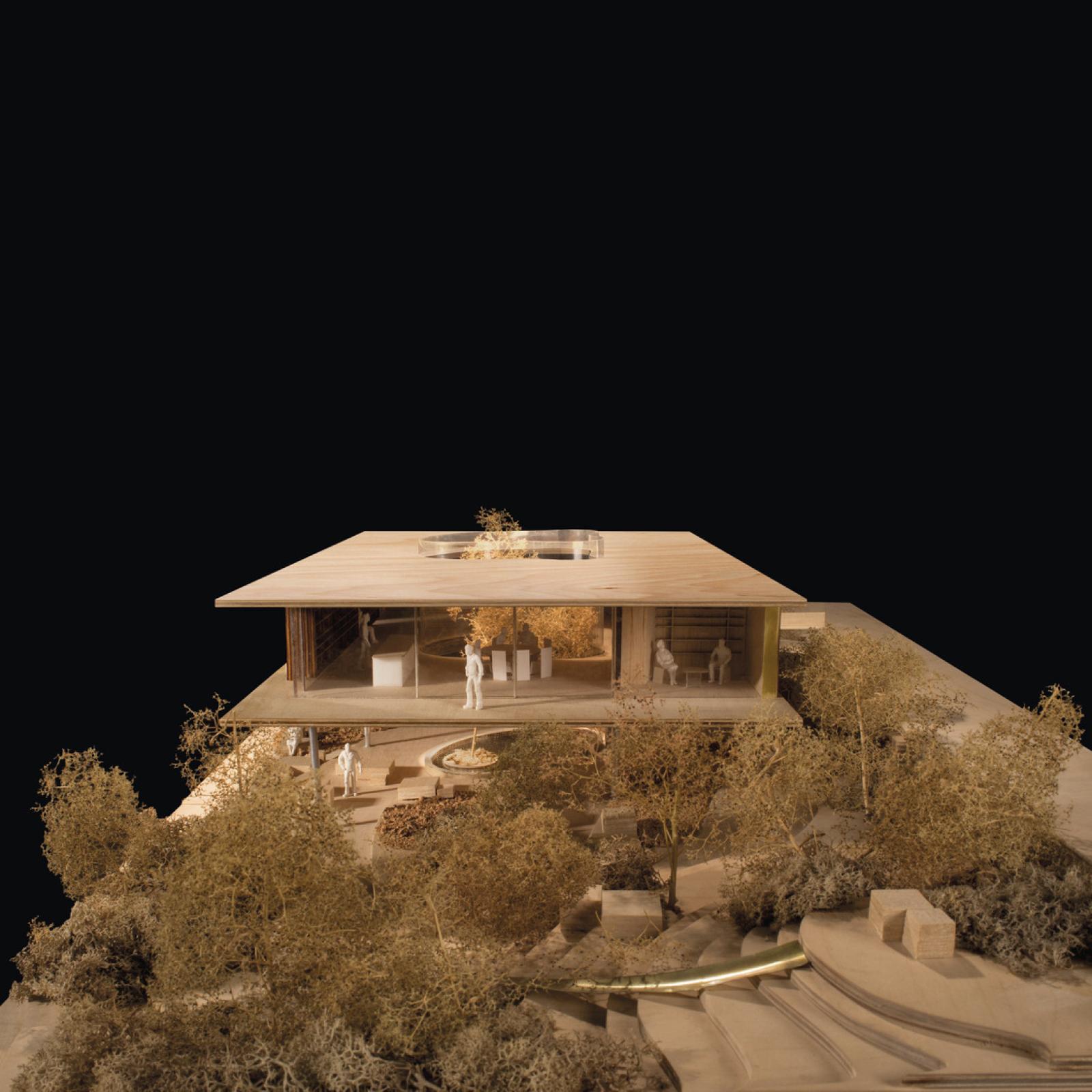 Maggies Oldham, Presentation Model