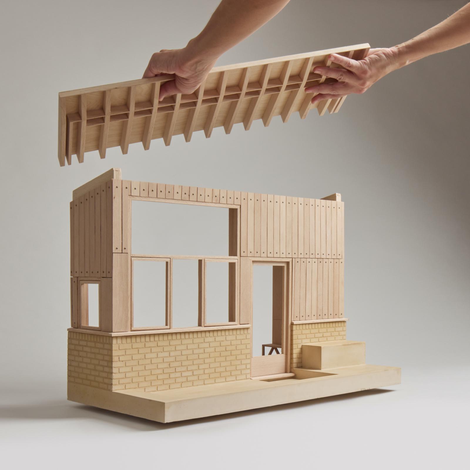 1.10 Highbury Garden Room
Pigmented plaster cast, solid birch, paint