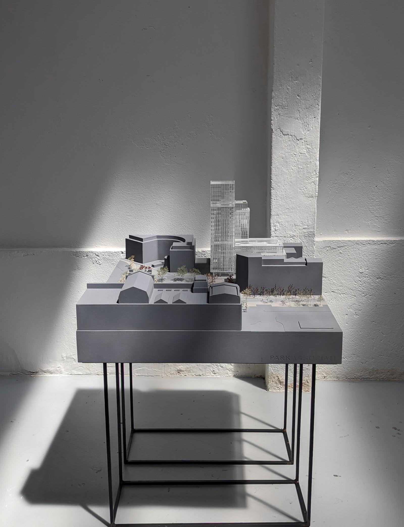 MiC 1:300 Presentation Model