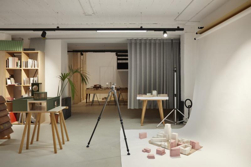 MoCo Workshop photographic studio 