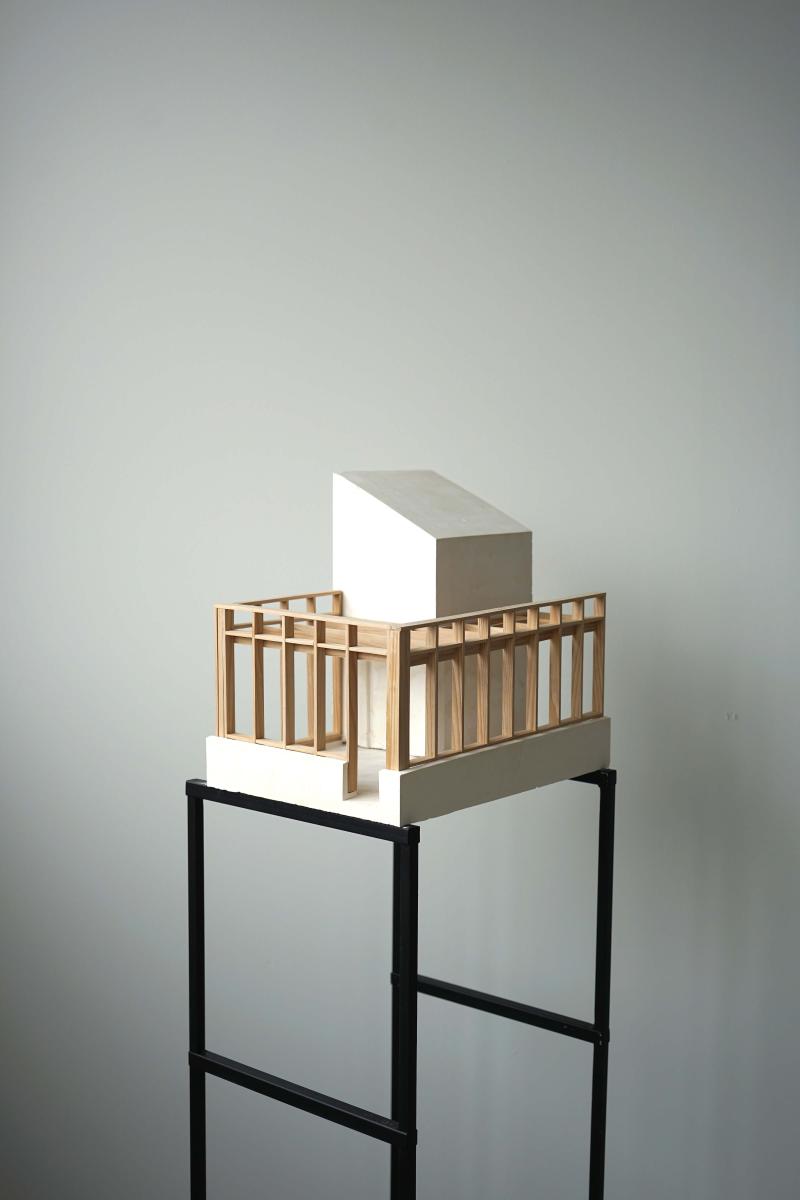 Primary Image

1:25 Structure model for Rye Road

Douglas Fir Timber posts and beams sited adjacent to a plaster figure of the existing outrigger, onto a plaster base.